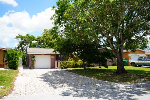 7761 Biltmore Boulevard, Miramar FL - photo 20 of 96