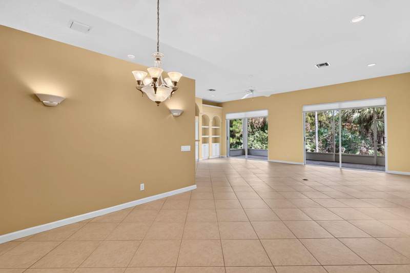 2 bedroom Single Family Residence at 174 NW Lawton Road, Cascades At Slw Phase 1 St Lucie West Plat No 110, Port St. Lucie — photo 5
