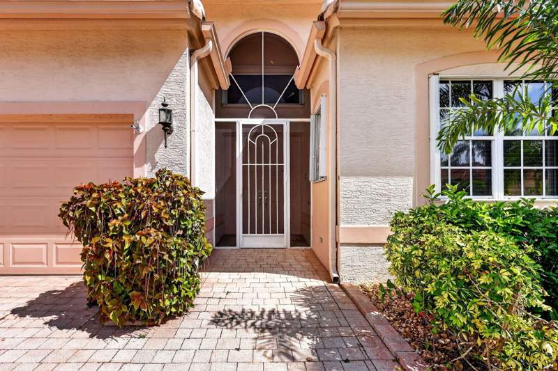 2 bedroom Single Family Residence at 174 NW Lawton Road, Cascades At Slw Phase 1 St Lucie West Plat No 110, Port St. Lucie — photo 2