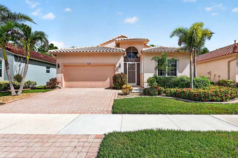 2 bedroom Single Family Residence at 174 NW Lawton Road, Cascades At Slw Phase 1 St Lucie West Plat No 110, Port St. Lucie — photo 1