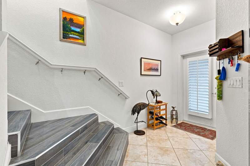 3 bedroom Townhouse at 953 NE Trailside Run, River Place On The St Lucie No. 8, Port St. Lucie — photo 3