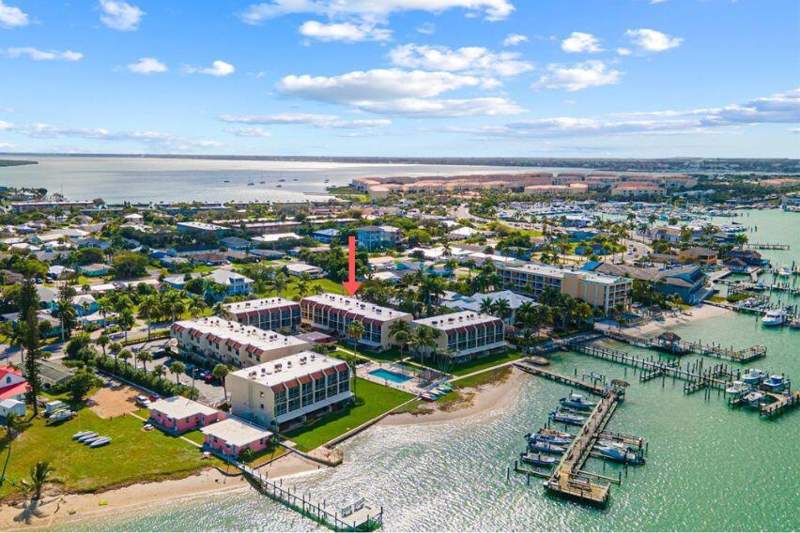 2 bedroom Condominium at 1300 Seaway Drive #B10, La Entrada Del Mar Condominium, Fort Pierce — photo 3