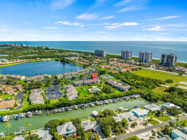 3209 S Lakeview Circle #8202, home for sale in Hutchinson Island