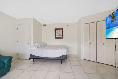 1200 Saint Charles Place #509, Pembroke Pines FL - photo 10 of 34