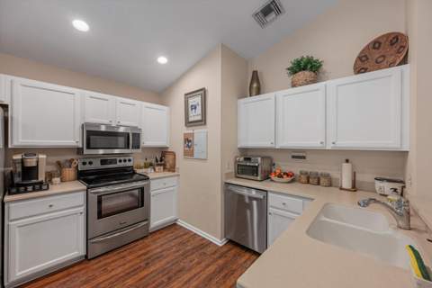 15049 Oak Chase Court, Wellington FL - photo 11 of 30