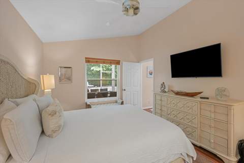 15049 Oak Chase Court, Wellington FL - photo 16 of 30
