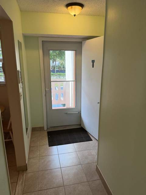 206 SE 10th Street #201, Dania Beach FL - photo 7 of 66