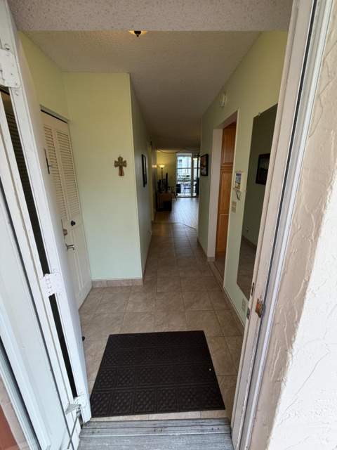 206 SE 10th Street #201, Dania Beach FL - photo 9 of 66