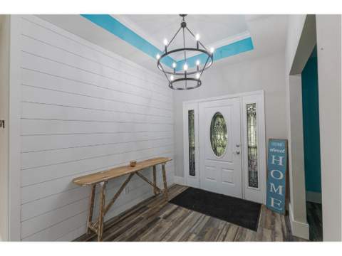 10611 Pine Needle Drive, Fort Pierce FL - photo 9 of 39