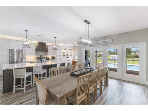 10611 Pine Needle Drive, Fort Pierce FL - photo 14 of 39