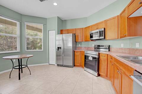 734 SW Rocky Bayou Terrace, Port St. Lucie FL - photo 12 of 34