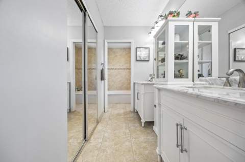 940 SW 96th Avenue, Pembroke Pines FL - photo 21 of 42