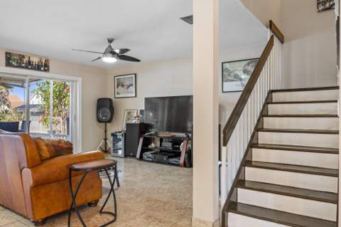940 SW 96th Avenue, Pembroke Pines FL - photo 11 of 42