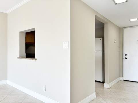 2306 S Cypress Bend Drive #420, Pompano Beach FL - photo 11 of 37