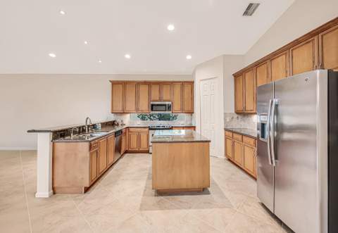 7911 Ferndale Bend Drive, Lake Worth FL - photo 16 of 71