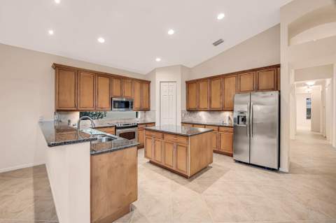 7911 Ferndale Bend Drive, Lake Worth FL - photo 17 of 71