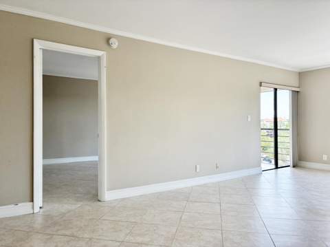 2306 S Cypress Bend Drive #420, Pompano Beach FL - photo 20 of 37