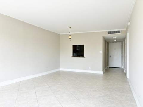 2306 S Cypress Bend Drive #420, Pompano Beach FL - photo 21 of 37
