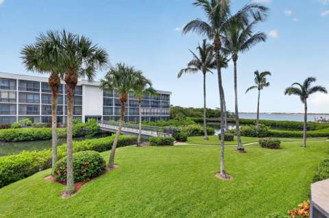 3792 NE Ocean Boulevard #220 N, Jensen Beach FL - photo 18 of 25