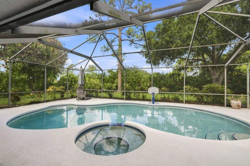 5 bedroom Single Family Residence at 756 SW Pelican Cove, Country Club Estates Parcel 8 Phase 2, Port St. Lucie — photo 3
