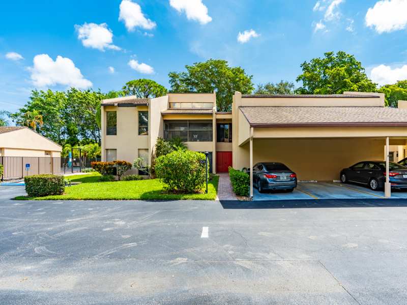 3 bedroom Condominium at 6424 Pumpkin Seed Circle, Woodhaven East Condo, Boca Raton — photo 1