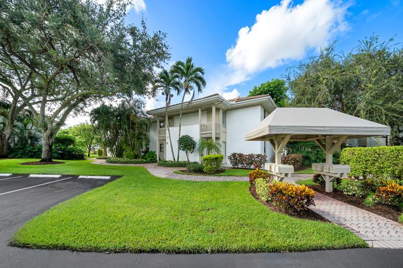 2 bedroom Condominium at 19945 Boca West Drive #3142, Brookwood Of Boca West Condo, Boca Raton — photo 2