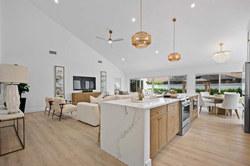 3 bedroom Single Family Residence at 126 Cape Pointe Circle, Ridge At The Bluffs, Jupiter — photo 3