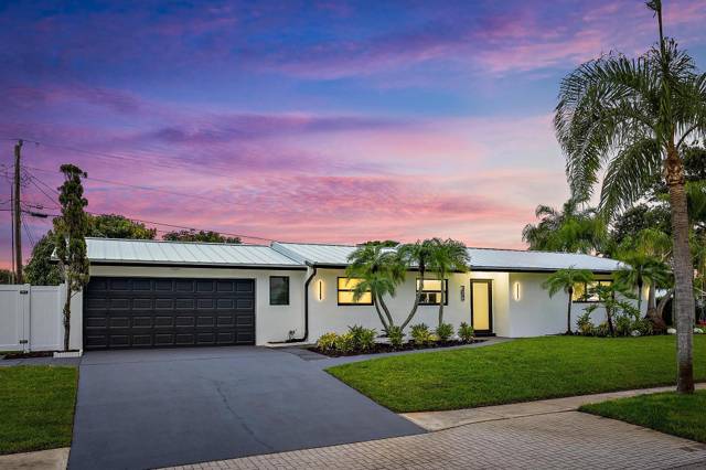 360 Saturn Avenue, home for sale in Tequesta