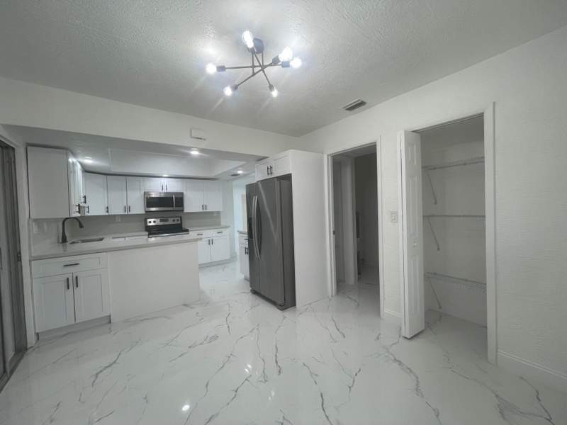 3 bedroom Single Family Residence at 3290 NW 39th Street, Oriole Estates Sec 8, Lauderdale Lakes — photo 2