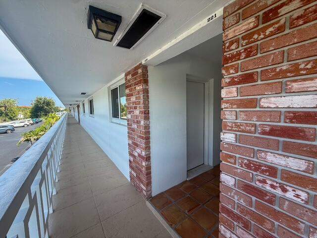 2 bedroom Condominium at 331 Tequesta Drive #220, Blair House Condo A, Tequesta — photo 2
