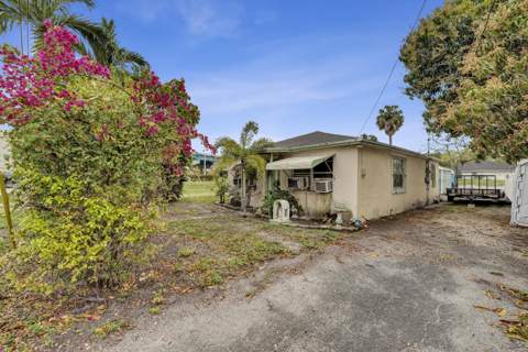 1412b NW 7th Street #b, Pompano Beach FL - photo 9 of 70