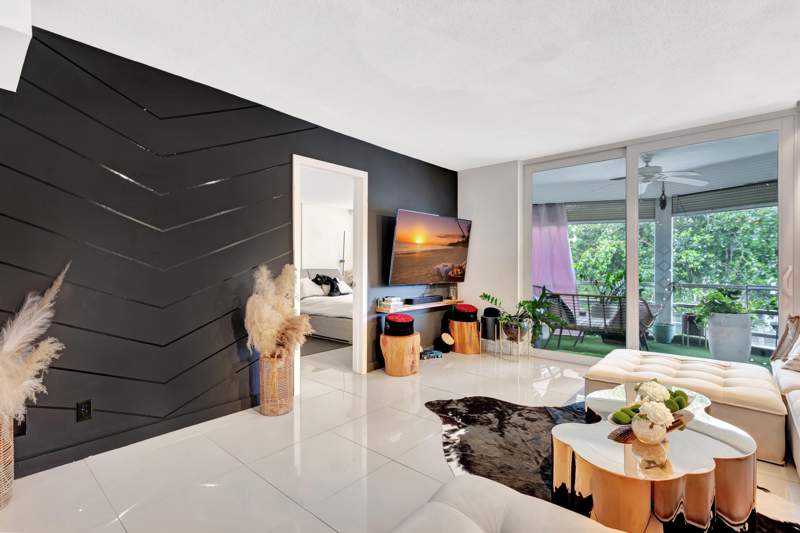 2 bedroom Condominium at 400 SE 10th Street #302, Deerfield Beach Gardens Condo, Deerfield Beach — photo 3