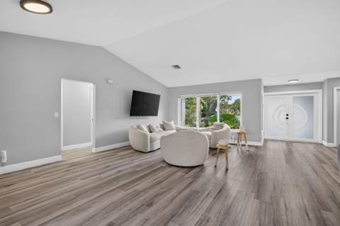 4950 SW 11th Circle, Margate FL - photo 13 of 41
