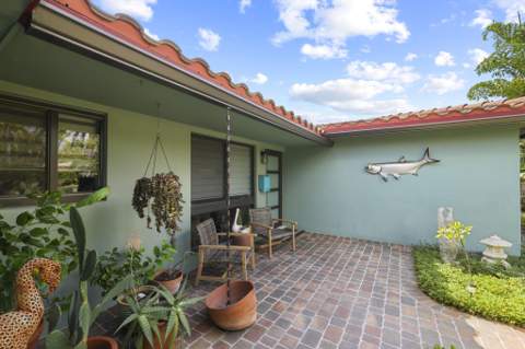 2332 NE 17th Terrace, Wilton Manors FL - photo 6 of 45
