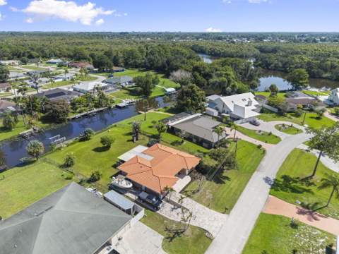 143 NE Naranja Avenue, Port St. Lucie FL - photo 7 of 43