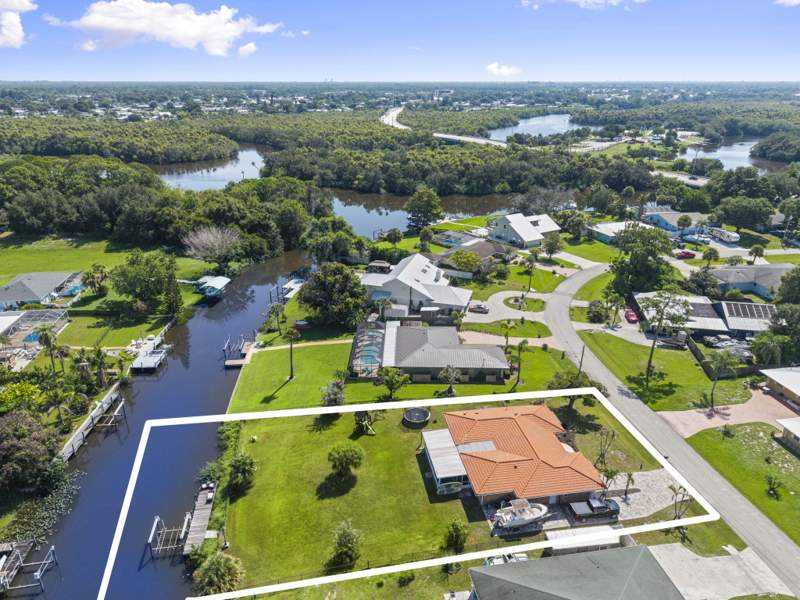 3 bedroom Single Family Residence at 143 NE Naranja Avenue, River Park-Unit 4, Port St. Lucie — photo 2