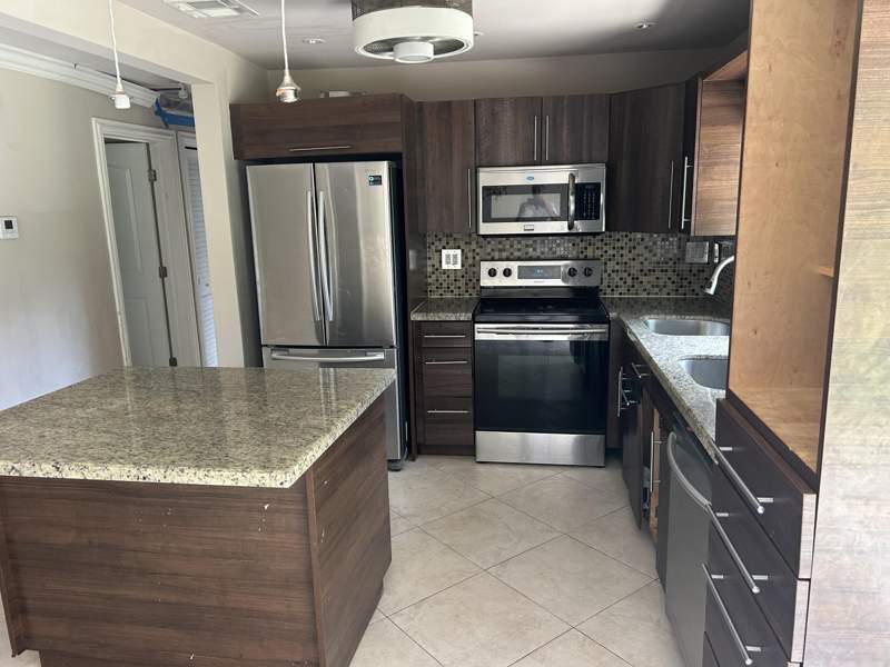 4 bedroom Single Family Residence at 250 NW 46th Street #250, University Gardens, Boca Raton — photo 3