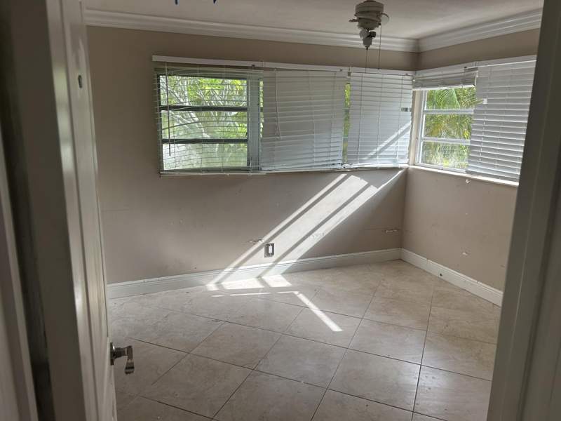 4 bedroom Single Family Residence at 250 NW 46th Street #250, University Gardens, Boca Raton — photo 5