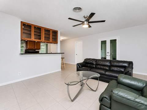 4521 SW 42nd Terrace, Dania Beach FL - photo 11 of 32