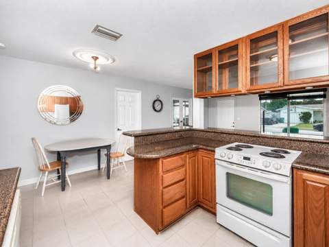 4521 SW 42nd Terrace, Dania Beach FL - photo 8 of 32