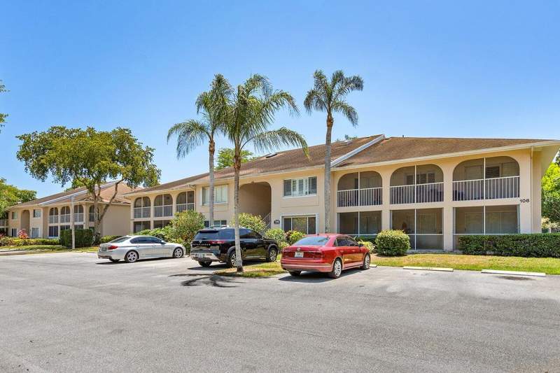 3 bedroom Condominium at 13770 Oneida Drive #D2, Pine Ridge At Delray Beach Condo, Delray Beach — photo 3