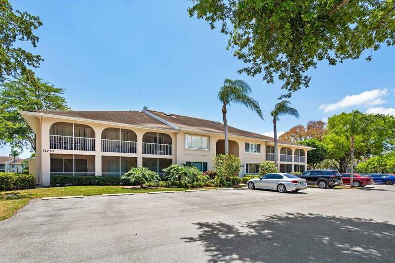 3 bedroom Condominium at 13770 Oneida Drive #D2, Pine Ridge At Delray Beach Condo, Delray Beach — photo 2