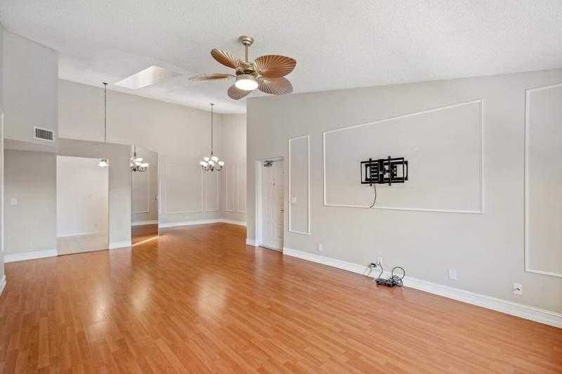 3 bedroom Condominium at 13770 Oneida Drive #D2, Pine Ridge At Delray Beach Condo, Delray Beach — photo 5