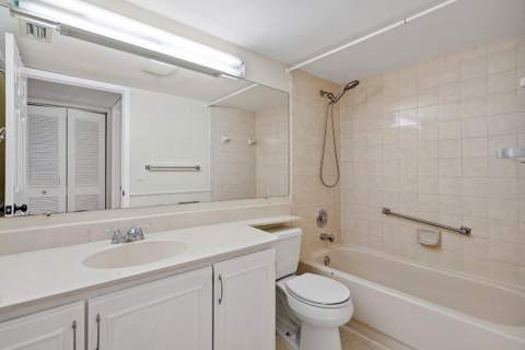 13770 Oneida Drive #D2, Delray Beach FL - photo 18 of 29