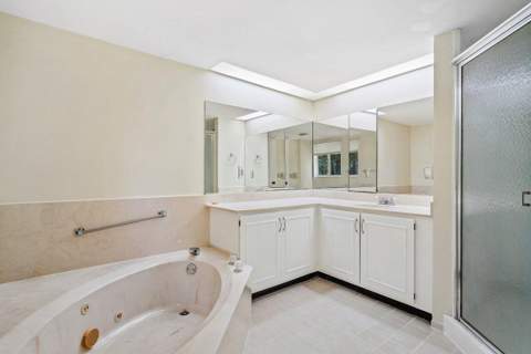 13770 Oneida Drive #D2, Delray Beach FL - photo 23 of 29