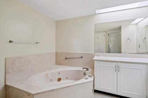 13770 Oneida Drive #D2, Delray Beach FL - photo 24 of 29