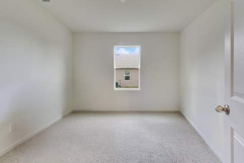 643 NW Riverside Drive, Port St. Lucie FL - photo 9 of 36