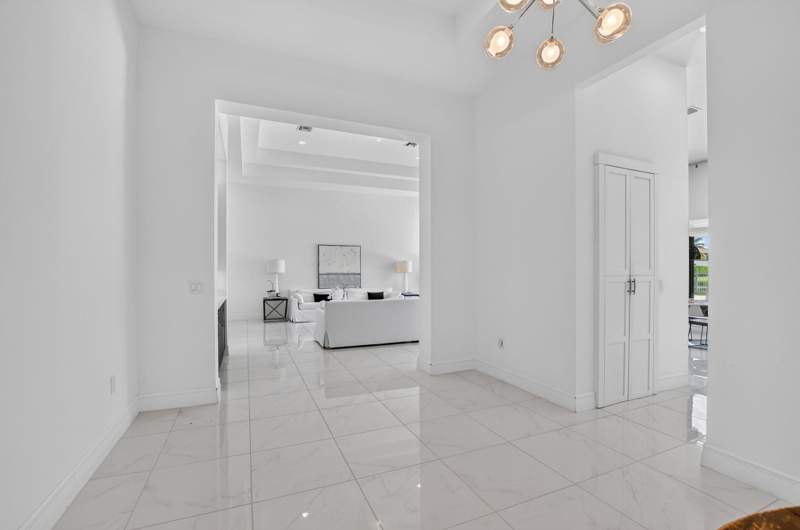 5 bedroom Single Family Residence at 16740 Strasbourg Lane, Hyder Agr Pud Pl 5, Delray Beach — photo 5