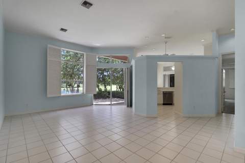 181 Green Point Circle #181, Palm Beach Gardens FL - photo 15 of 52