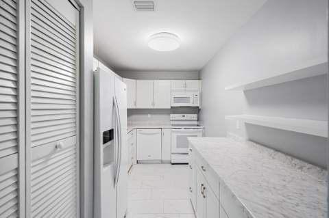 10168 S 40th Trail #278, Boynton Beach FL - photo 8 of 20